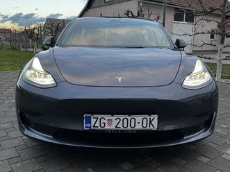tesla model 3 - napredni autopilot