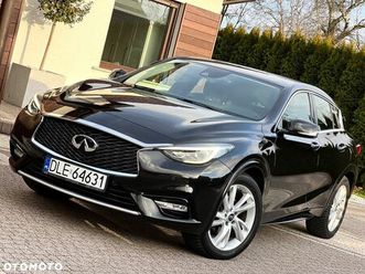 infiniti q30 1.6t premium city black 7dct