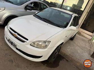 chevrolet classic 1.4 lt spirit 2011. vendo, permuto y financio. el vehiculo se encuentra en perfecto estado, funcionando todo, cierre centralizado, aire, direc