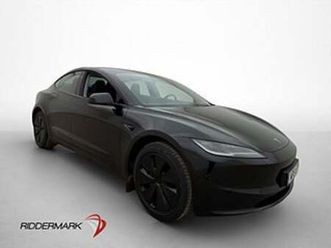 tesla model 3 long range värmepump autopilot skinn rattvärme