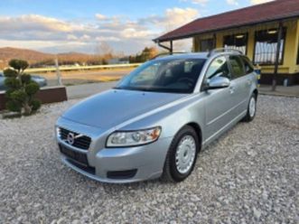 volvo v50 1.6d 114кс ! ! реални километри ≫ 2011 • 3 150 eur • id