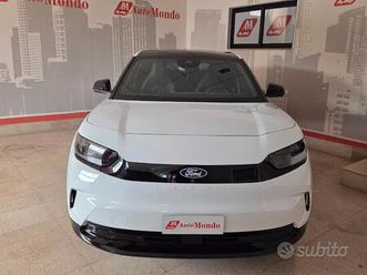 ford capri extended range premium rwd