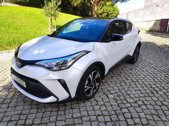 toyota c-hr 1.8 hybrid square collection março/23