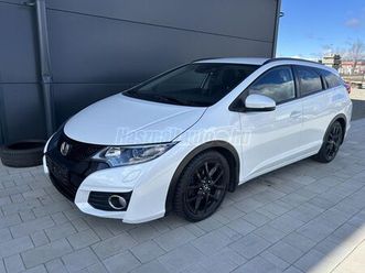 honda civic tourer 1.8 lifestyle navi becsületesnepper /15/