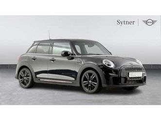 1.5 cooper sport 5dr auto [comfort pack]
