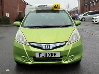 2011 honda fit 1.3 hybrid