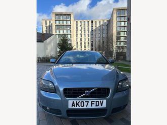 2.4 d5 se lux geartronic 2dr