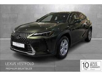 lexus ux 300e premium tech 445km wltp
