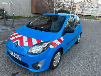 renault twingo 1.5 dci 75 / 2 places / 2011 / 104500km