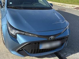 toyota corolla touring sport 122h - dynamic business - sièges chauffants - caméra