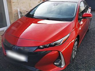 toyota prius 4 rechargeable et toit solaire