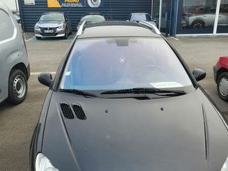 vend véhicule peugeot 206sw noir