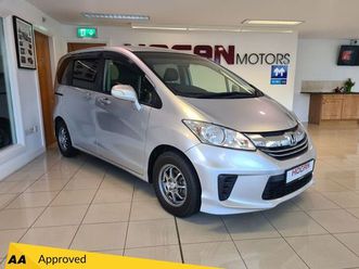 6 seat 5dr automatic