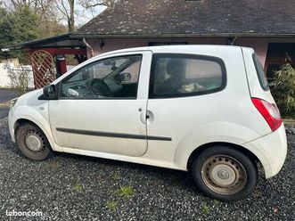 vend véhicule renault twingo