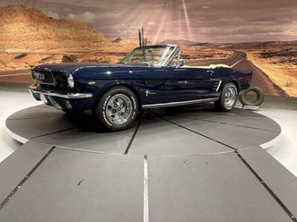 ford mustang convertible