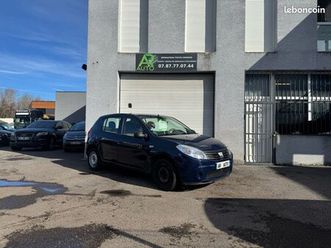 dacia sandero 1.4i 76cv base essence/ gpl 09/2010 132km