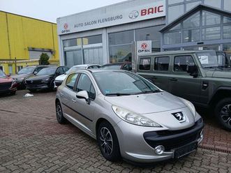 peugeot 207 urban move*tüv 07.2027* allwetter* von oma *