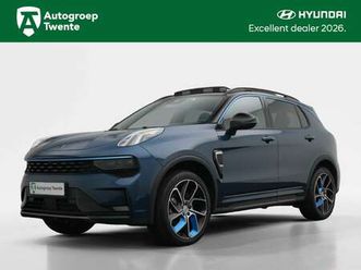 1.5 | afn. trekhaak | panoramdak | 360 camera |