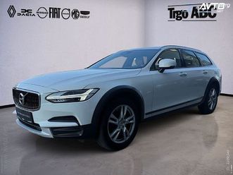 volvo v90 cross country d4 awd aut edition pro navi kljuka kamera