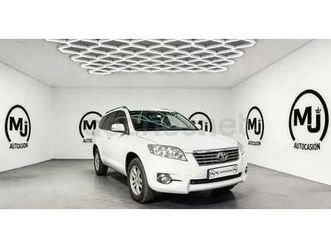 toyota rav4 2.2 d4d executive 4x2