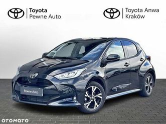 toyota yaris hybrid 1.5 style