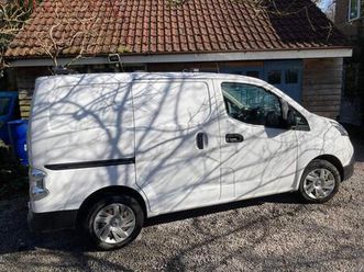 40kwh acenta auto swb 5dr (quick charge)