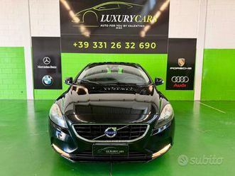 volvo v40 t2 summum 1.6 benzina 88kw 120cv cambio
