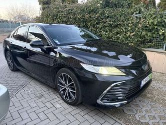 toyota camry 2.5 hybrid executive vip cvt nettó 4.72mft. szervizkönyves
