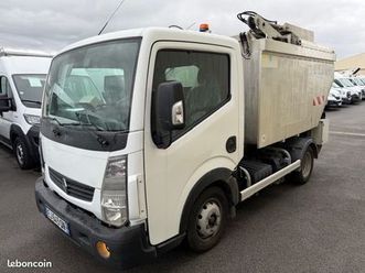 26990 ht - renault maxity 35,13 bom benne ordures ménagères dci 130 pack clim 3 l - 01/2017 - 137500 kms