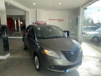 lancia ypsilon 1.2 urban maio/14