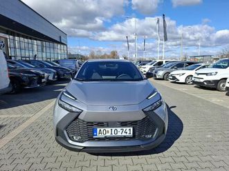 1.8 hybrid style e-cvt 2024-es gyártás! hibátlan állapotban. téli alufelnis kerékszettel!