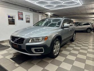 volvo xc70 momentum awd
