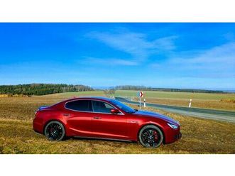 3.0 v6 s q4 automatik s