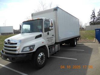 2015 hino 268 only 75k miles