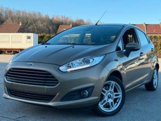 ② ford fiesta | carnet complet | 12 mois garantie | — ford — 2ememain