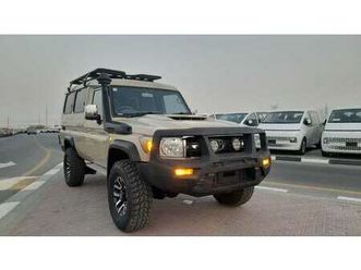 toyota land cruiser 70 right-hand drive troop carrier diesel v8 1vd diesel manual 13 seater
