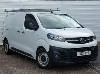 vauxhall vivaro 3100 2.0d 145ps dynamic h1 van