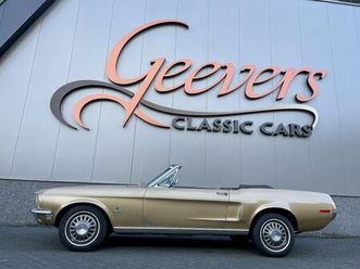 ford mustang convertible