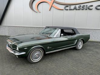 ford mustang convertible