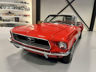 ford mustang convertible