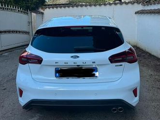 ford focus st line