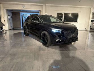 audi q4 e-tron 170pk 3x s-line * led * camera * full black pack *