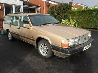 classic volvo estate