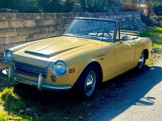 datsun 2000 fairlady roadster