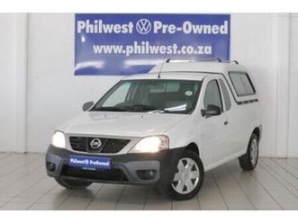 2020 nissan np200 1.6 a/c safety pack