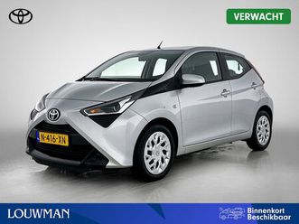 toyota aygo - 1.0 vvt-i x-play | btw voertuig | achteruitrijcamera |