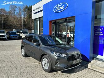 ford kuga 1,5 ecoboost 137kw titanium