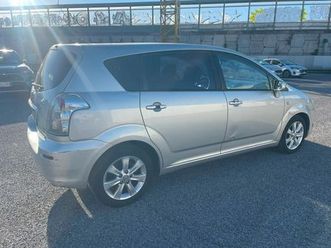 toyota corolla verso 2.2 d-4d 7 posti garanzia finanziabile