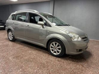 toyota - corolla verso 2.2 d4d 136cv luna