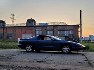 pontiac firebird gen4 | 3.8l v6 | handschalter | t-top